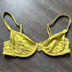 Skatie Claire Top in Tropicale yellow & brown animal print